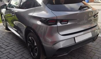 Renault Clio 6  techno full hybrid E-Tech 160 pieno