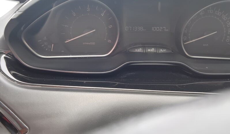 Peugeot  208 Allure  1.5 HDI pieno