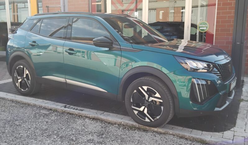 Peugeot 2008 1.2 PureTech 130cv Allure EAT8 pieno