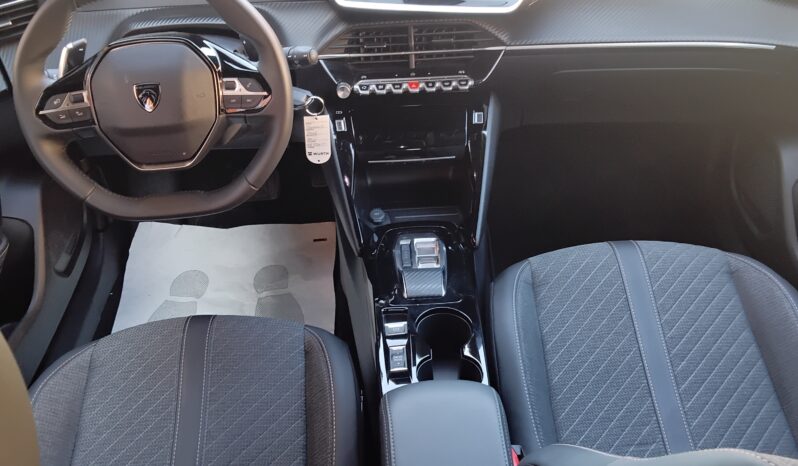 Peugeot 2008 1.2 PureTech 130cv Allure EAT8 pieno